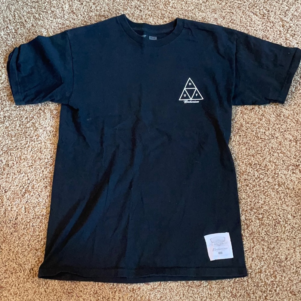 Men’s black T-shirt